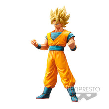 Load image into Gallery viewer, Banpresto Dragon Ball Z Burning Fighters Vol.2 Son Goku Figure BP18389