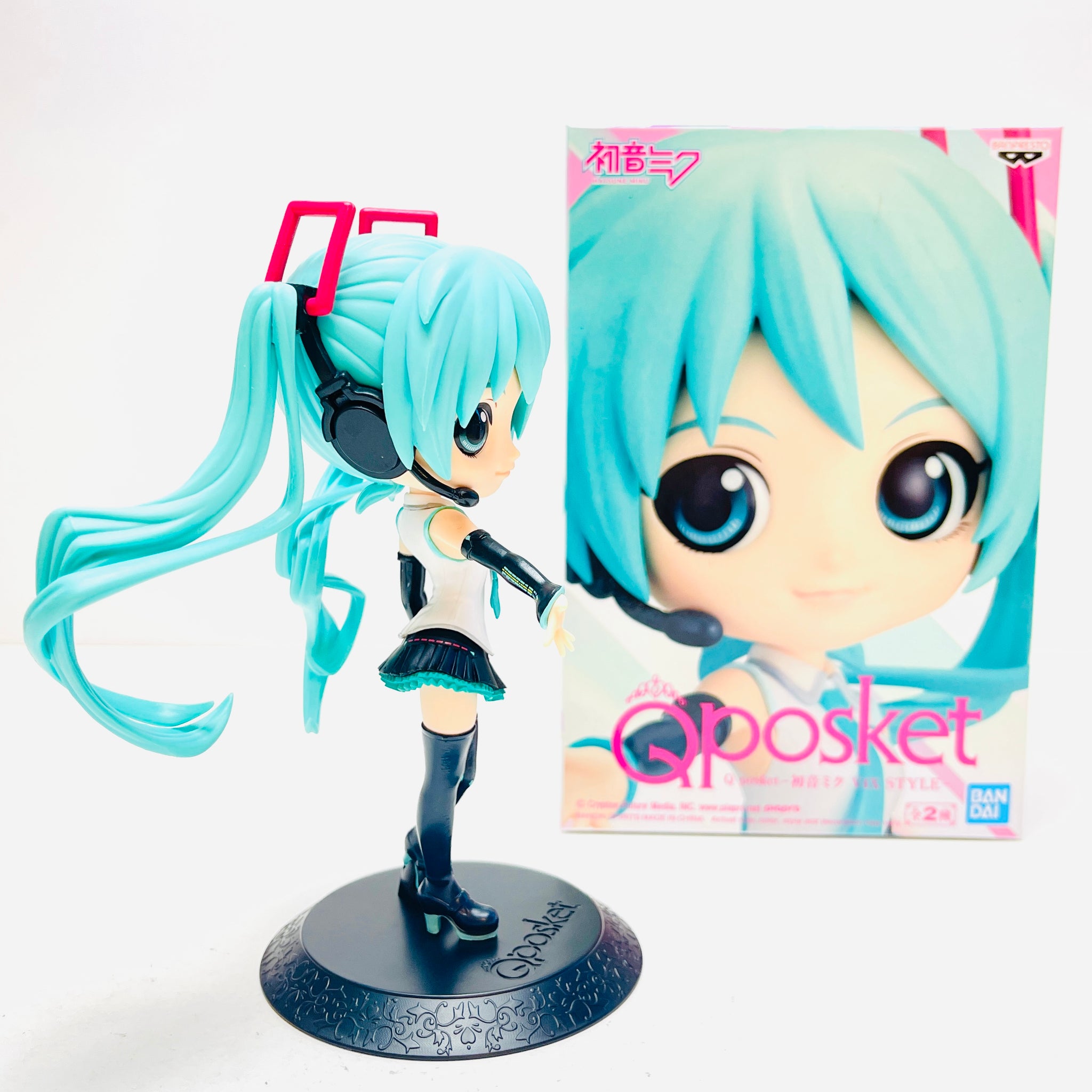 Banpresto - Figura Q Posket Hatsune Miku V4X Style (Ver.A) 14cm Multicolor BP18911 Banpresto - Figura Q Posket Hatsune Miku V4X Style (Ver.A) 14cm Multicolor BP18911