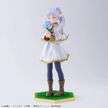 Load image into Gallery viewer, Sega Frieren: Beyond Journey&#39;s End Luminasta Frieren Holding Flower Figure SG54108