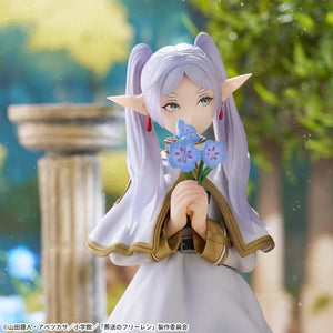 Sega Frieren: Beyond Journey's End Luminasta Frieren Holding Flower Figure SG54108