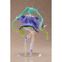 Load image into Gallery viewer, Taito Hatsune Miku Fashion Sporty Miku Figure T40082