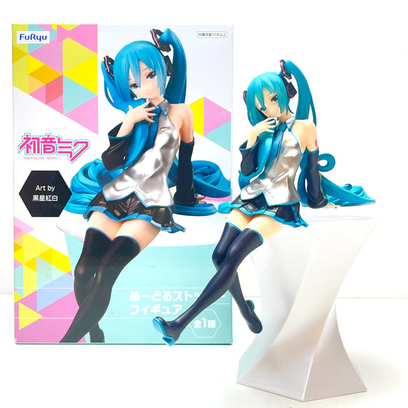 FuRyu Hatsune Miku Toy Hatsune Miku Sitting on Base Noodle Stopper Figure FR40113